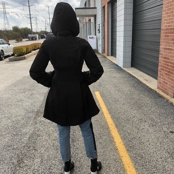 Jacket - Picture 2 of 8